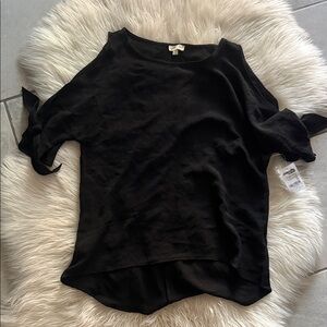 🖤BLACK COLD SHOULDER BLOUSE✔️